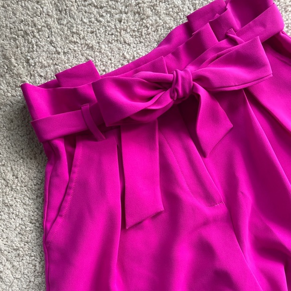 TCEC Fuchsia Pink Paper Bag Shorts Small High Waist Pockets Front Tie Flowy Bow - Picture 2 of 11